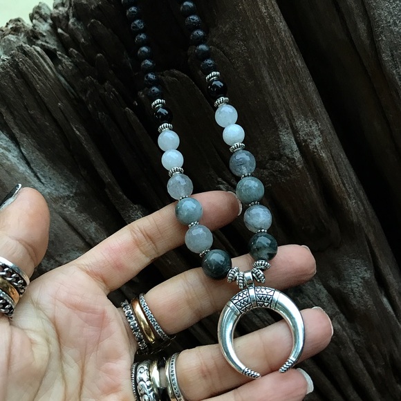 Boho quartz onyx bead chocker silver moon necklace - Picture 8 of 8